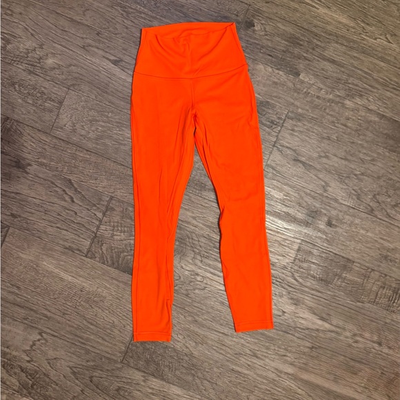 Lululemon Double Lined Orange High Rise   Leggings Ankle Length - Picture 2 of 4